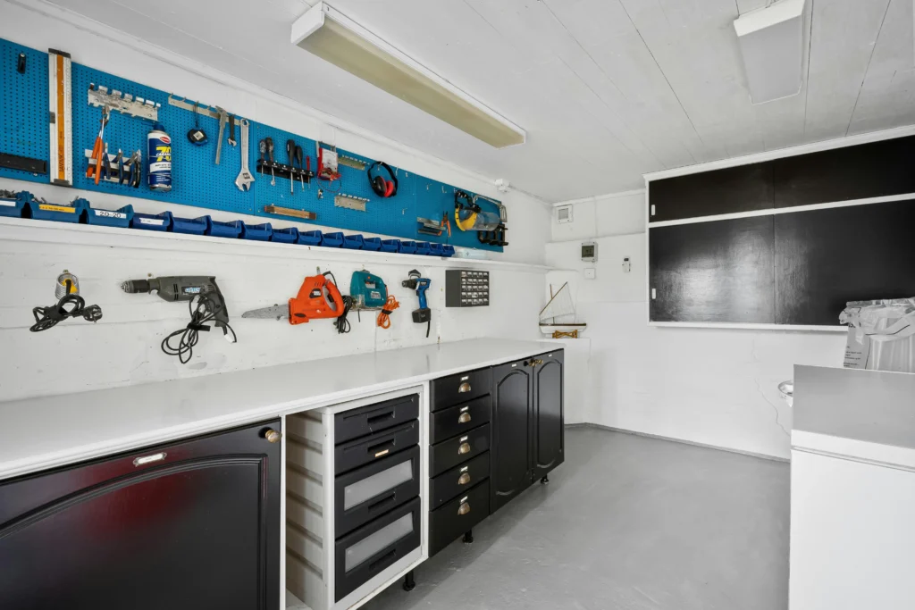 Top 10 Garage Cabinet Ideas to Maximize Your Storage Space